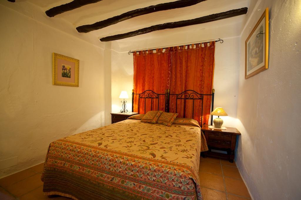 Cortijo La Haza Bed & Breakfast Iznajar Room photo